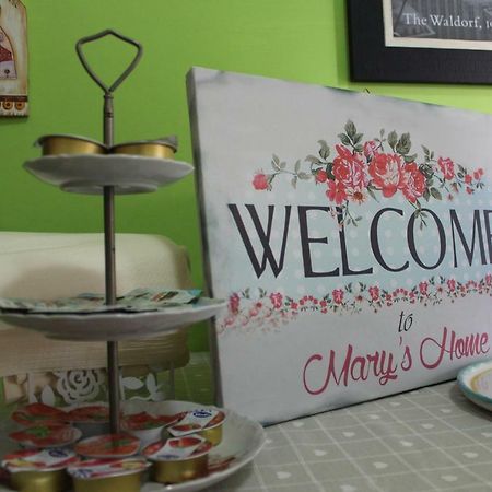 Mary'S Home 萨莱诺 外观 照片